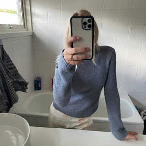 Tröja - Sjukt fin tröja från Stockholm LM🖤 Finaste färgen!!!!