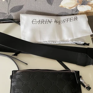 Carin Wester väska - Carin Wester väska inkl ett tjockare band till. Knappt använd, nyskick!🤍