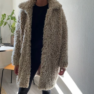 Weekday Kappa  - Oversize kappa 