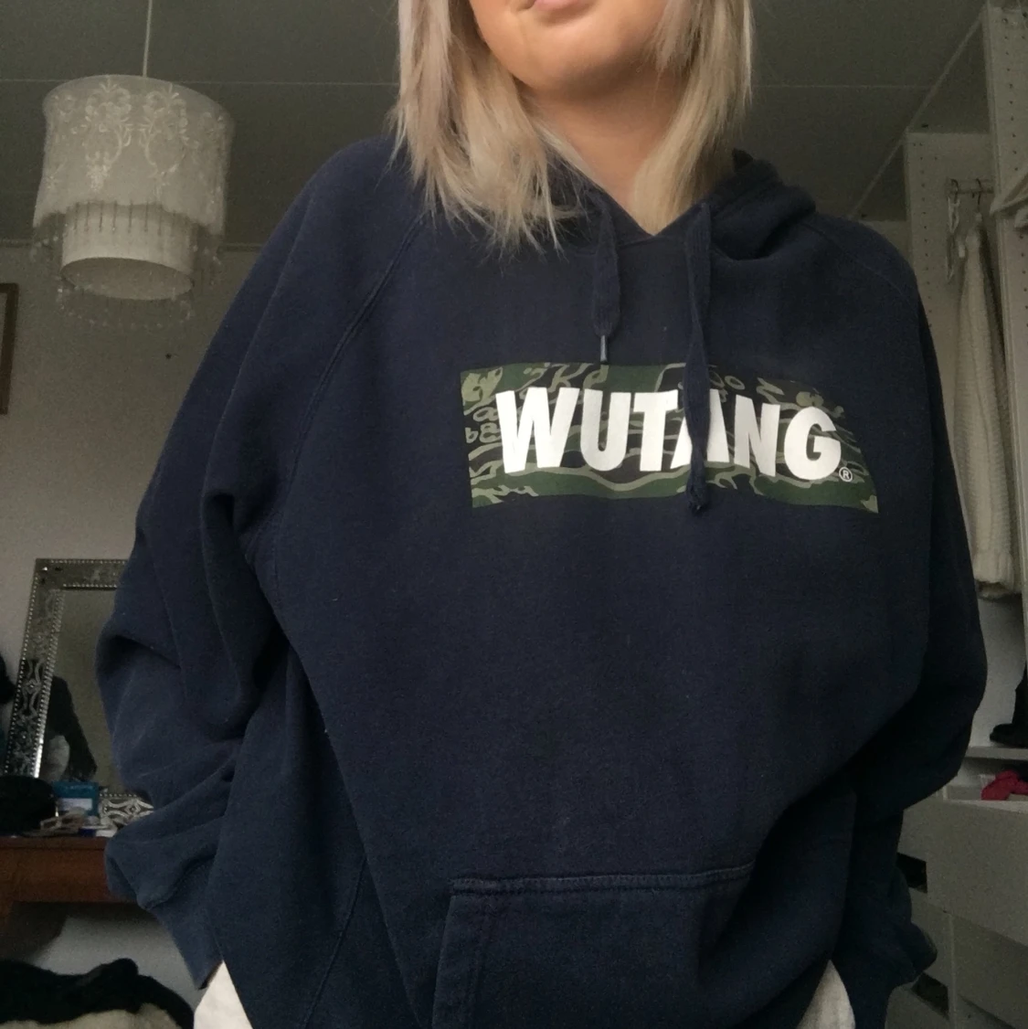 Marinblå hoodie - 90