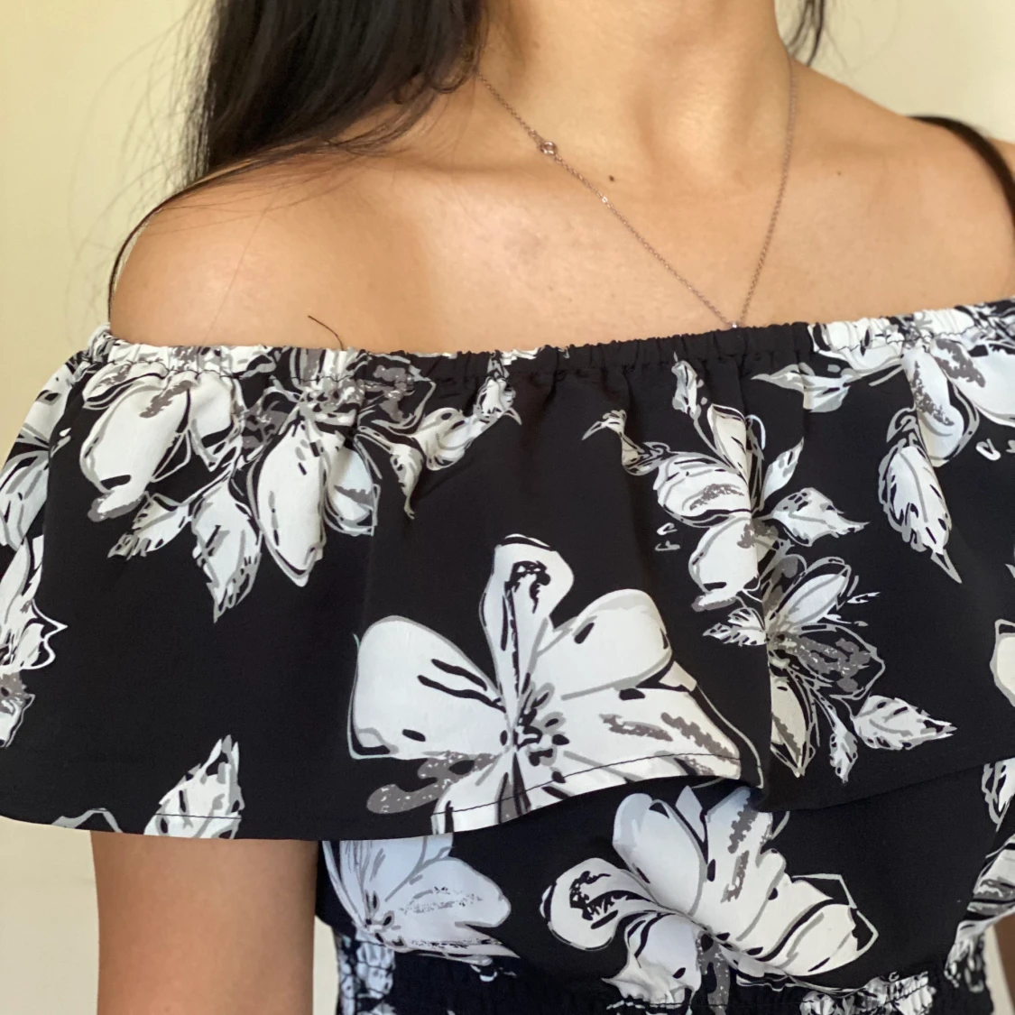 Blommig byxdress  - 90