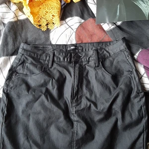 Skinn kjol! - Endast provad!