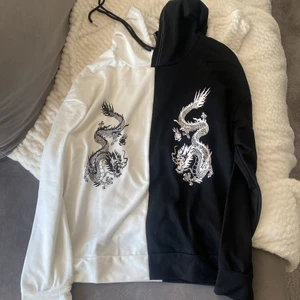 kofta - Tunn och skön kofta, väldigt luftig i materialet, storlek L