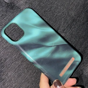 iPhone 11 skal - Köparen står för frakten 🌸