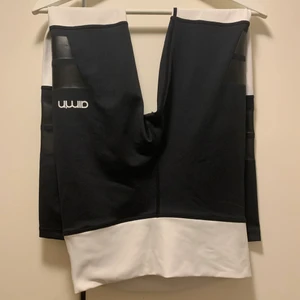 Aimn tights - Fina svart-vita tights i storlek M från aimn.