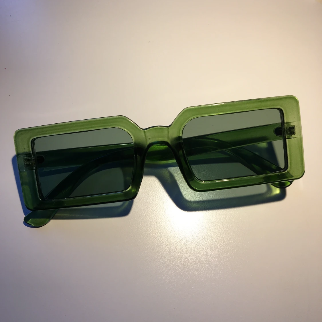 Gröna solglasögon  - 90