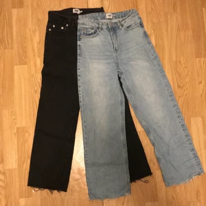 Blåa jeans - DOM BLÅA JEANSEN! Passar dig perfekt som är mellan 160-165 lång men om du är kortare kan du såklart klippa dom kortare! Köpte dom för typ 6 månader sen men har i stort sätt legat i min garderob hela tiden, använda men dom är i nyskick. Värt och påpeka att jag bor varann vecka så dom har använts varannan vecka i kanske 2 månad innan jag la undan dom. Skriv privat för mer bilder.