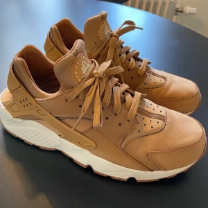 Nike huarace 44 - Bra skick
