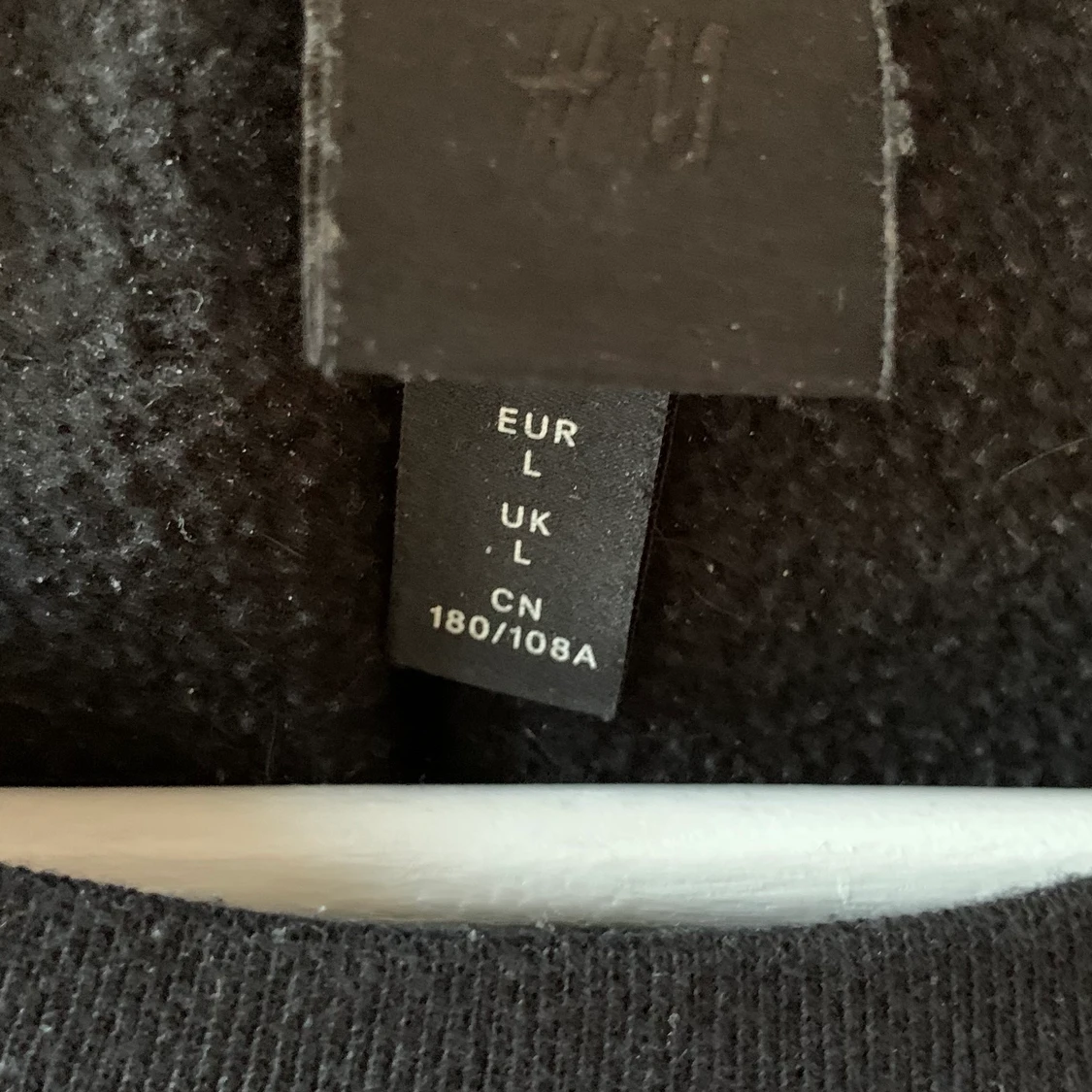 Svart sweatshirt  - 91