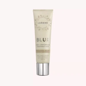 Lumene blur foundation spf15 - Lumene blur foundation 16h spf 15 i färgen 1 classic beige. Endast testad en gång men fastnade inte för den tyvärr. Förpackningen är avspritad och enbart tagit en liten mängd 1 gång, så den är så gott som ny! Kostade 199kr ny. 