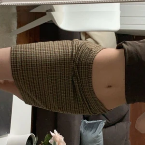 Super fin kjol - Super fin Pennkjol med coolt mönster. Kommer inte till användning, skriv vid intresse💕 frakt ingår ej 