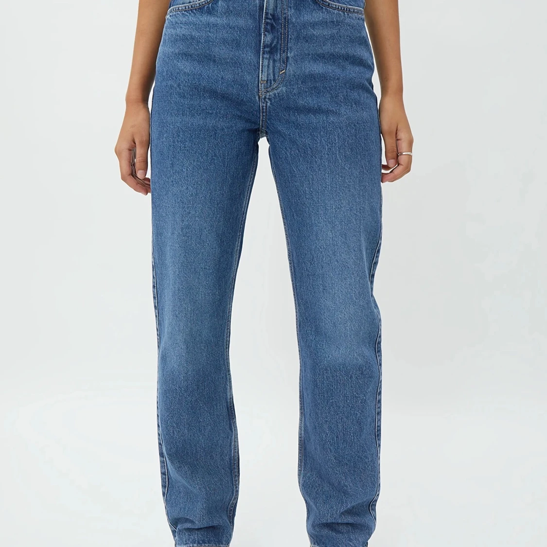 De populära ROWE jeansen från Weekday - 90