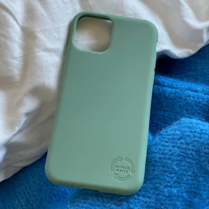 iPhone 11 pro - Köpte fel storlek. 40kr plus 10kr frakt