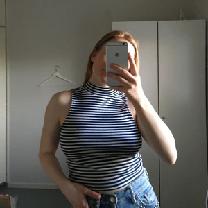 Topp - Fin liten topp som passar perfekt till sommaren ✨ Anvånd få gånger