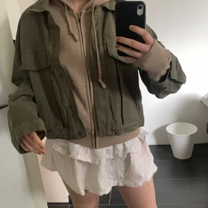 Jacka - Så snygg jacka, minns ej vart jag köpt den, storlek S