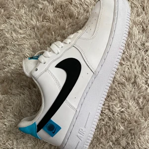 Air force Nike Fury strl 40 NYA - Strl 40 air force furys Swish+spårbart Nya+kartong köpta från Zalando.