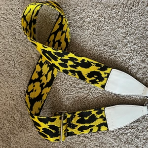 Bag strap  - Jättefin bag strap. Nyskick. Frakt tillkommer på 66kr