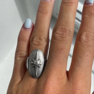 Ring fra Jane Kønig  - Str 54 