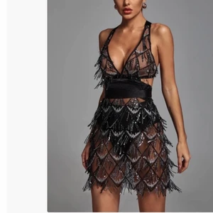 Nyårs klänning  - Storlek normal S, nya klänningar (  från USA) klänning 500 kr 