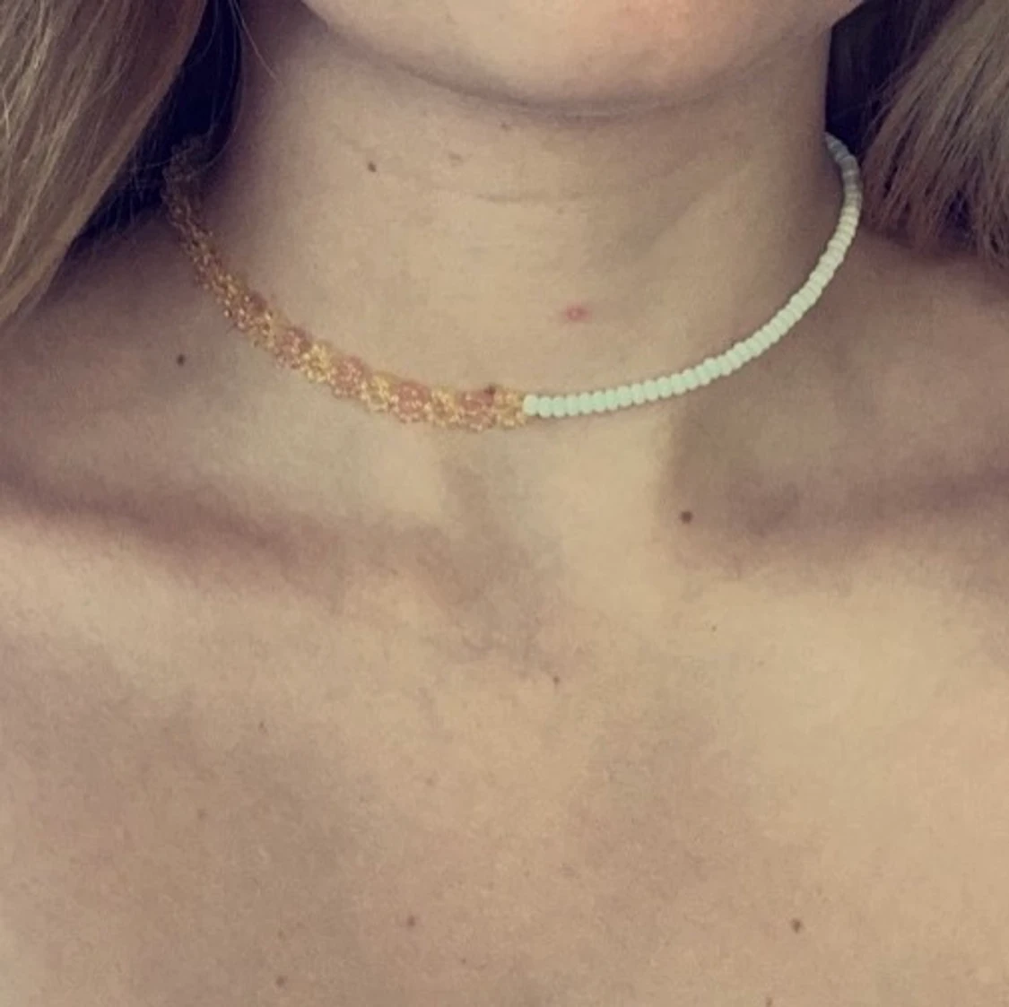 Halsband blommor - 91