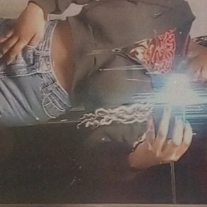  Slätt Enkel Sweatshirt storlek M - Dragsko Ficka Dragkedja Slätt Enkel Sweatshirt från Shein. Super bra material, det är ett tjockt material med ett varmt flufigt material i insidan av hoodie. Fick denna hoodie 20 dec har inte använt än så länge, är helt ny. Det är en crop hoodie och jag ville ha mer av en baggie stil men hoppas denna hoodie passar någon annans.