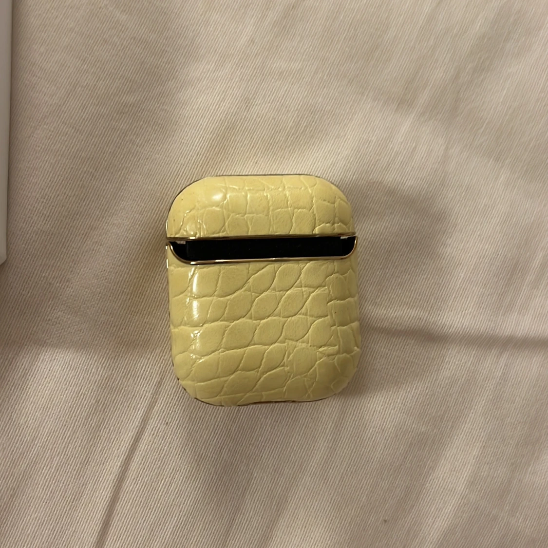 Ideal of Sweden AirPod case - 91