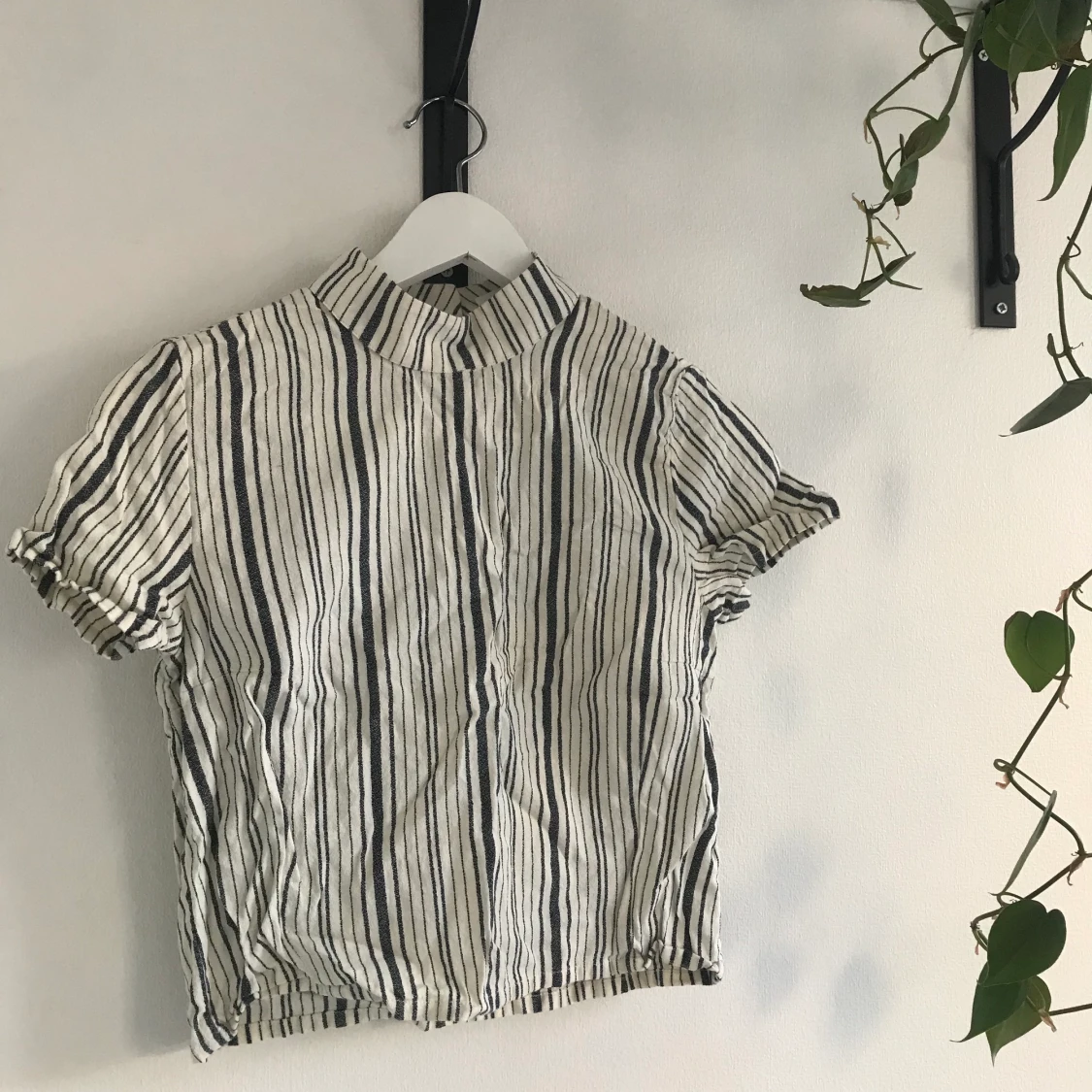 Kortärmad blus Monki