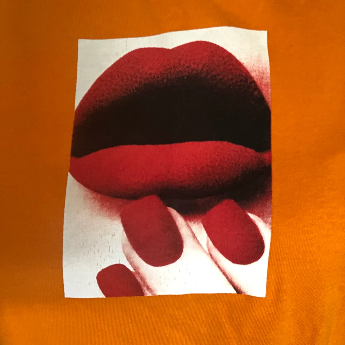 orange graphic tshirt - 90