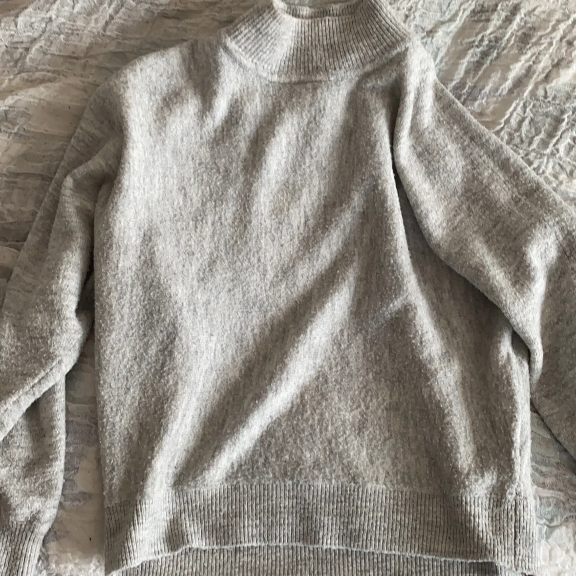 HM tröja storlek:S 60:kr  - 91