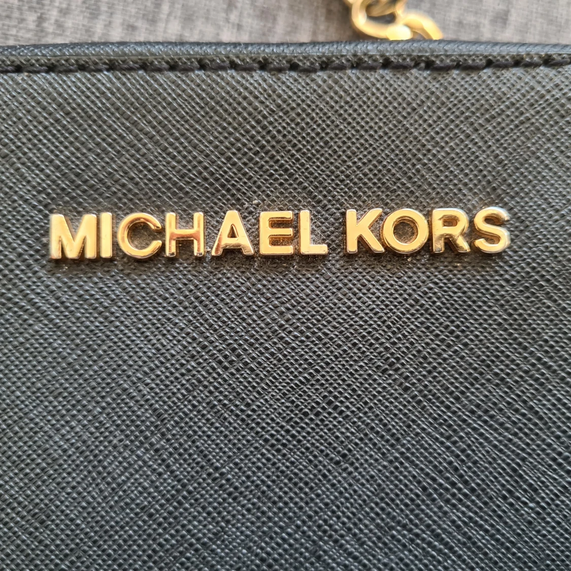 Michael Kors, Axelremsväska - 91