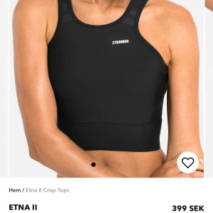 Stronger topp - Helt ny och oanvänd träningstopp från Stronger! Storlek S. Nypris 399 kr, säljer för 100