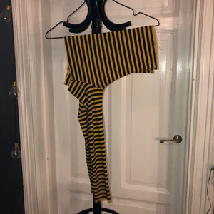 Off shoulder top - Svinsnygg off shoulder topp!