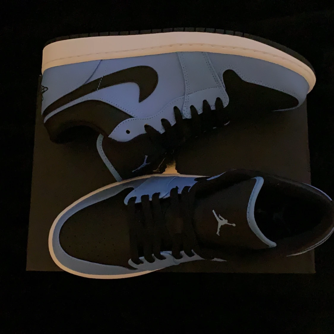 New Jordan 1 Low University Blue Black  - 90