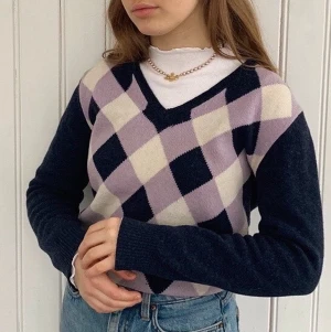 Vintage rutig stickad tröja  - underbar vintagetröja från prêt à porter⚡️väldigt 90-tal/2000s  passar storlek XS-S  väldigt bra skick