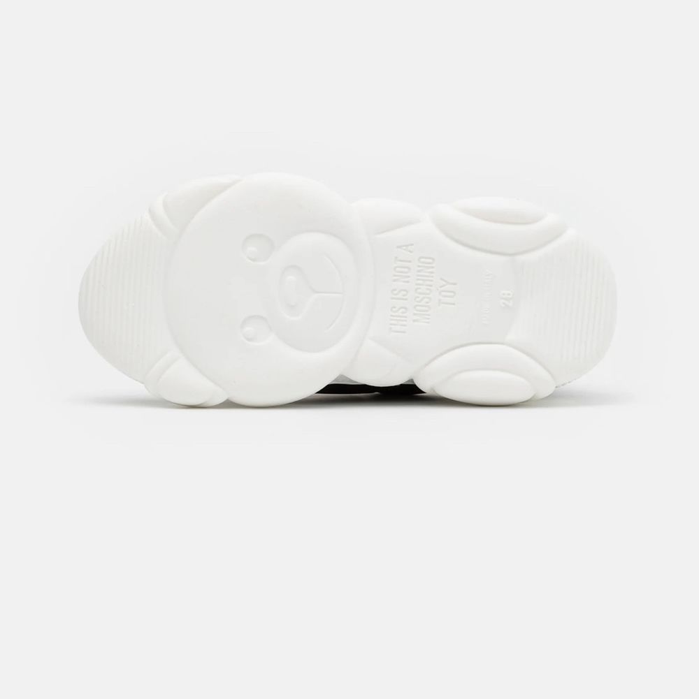 Moschinoskor - Skor | Plick Second Hand