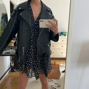 Klänning - Superfin klänning 