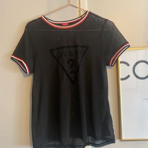 Guess t shirt  - Super fin guess t shirt 