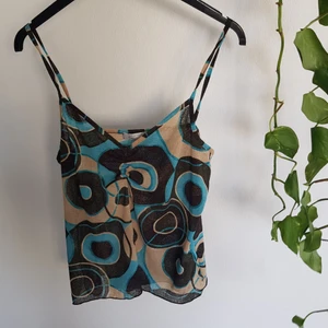 Linne - Otroligt fint linne som är lite genomskinligt, men vem har någonsin dött av lite synliga nipples 