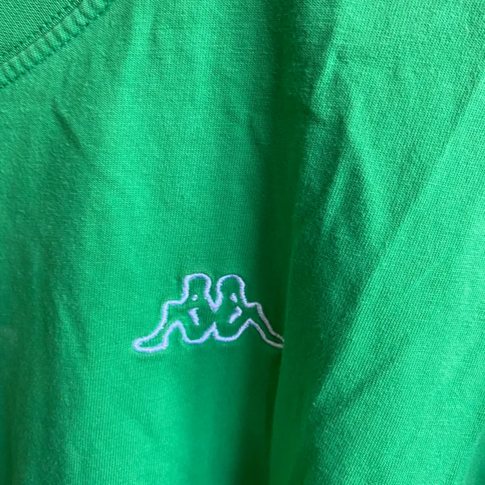 Jättesnygg tröja från kappa i fint skick<33 köparen står för frakten❤️. T-shirts.