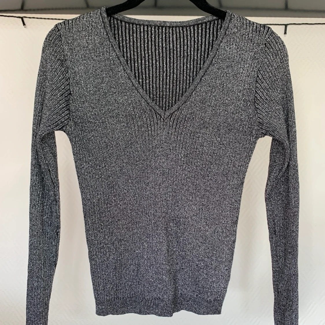 Glittrig långärmad tröja - 90