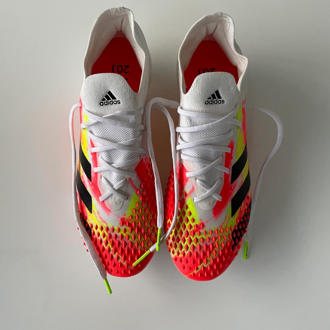 Adidas fotbollsko, storlek 38 - 90