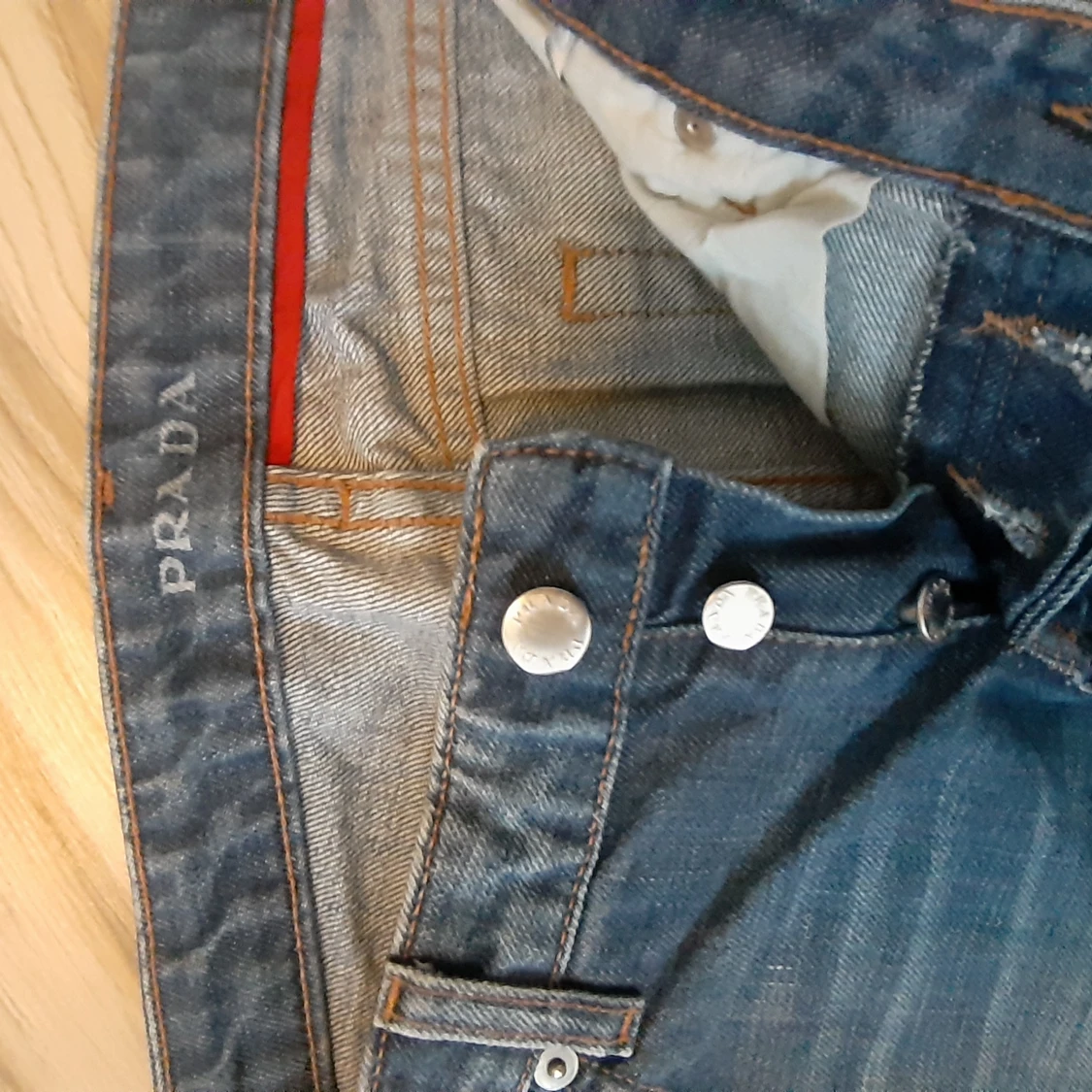 Äkta Prada jeans - 90