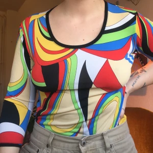 Mönstrad tröja - Super fin mönstrad tröja, tidigt 2000-tal, alternativt 90-tal. Mycket stretchig.