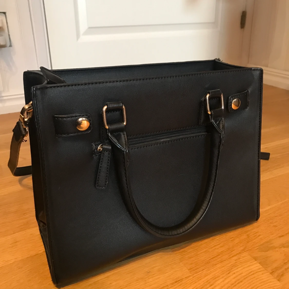 Svart damväska  - 91