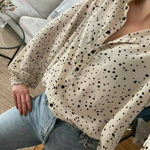 Söker denna blus från lindex - Söker denna blus från Lindex. 🙂🙏