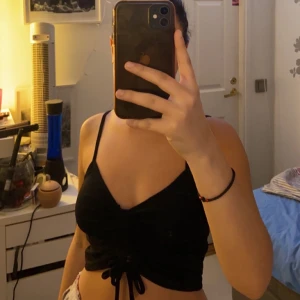 Topp - Justerbar topp från Zara. Använd en gång