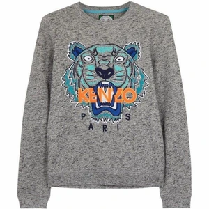 Äkta Kenzo Tiger Tröja - Vill kolla ev intresse av min Kenzo Tiger tröja i strl XS 100% bomull Endast använd 2 ggr & i kanonskick Nypris 2200 Bud startar från 900 kr Bild lånad 