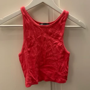 Topp zara - Behöver strykas😅 annara jätte fin rosa färg som är super snygg på sommaren