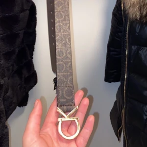 Calvin Klein bälte  - Äkta Calvin Klein bälte nypris 700 kr 