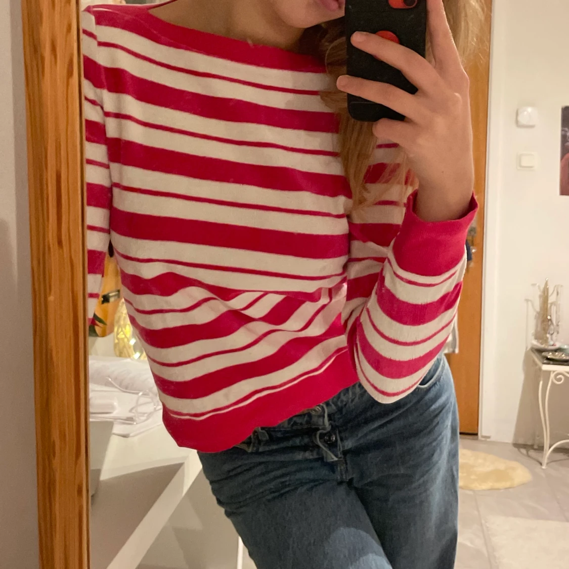 Rosa tjocktröja från &otherstories